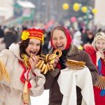  Як провести Масляну всією родиною в Москві та Петербурзі? 