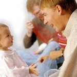  Коли (у скільки) дитина починає говорити? 